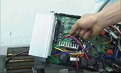 红塔美的空调电话是多少